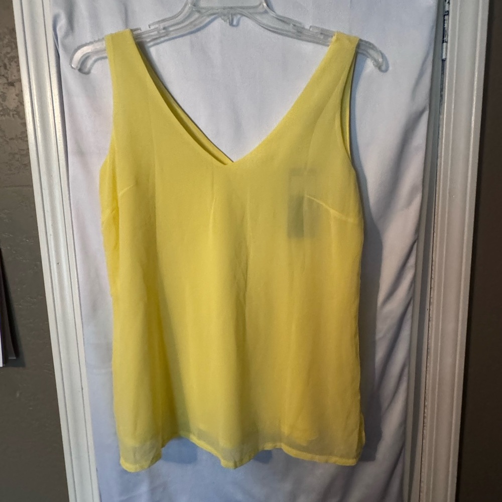 Alice + Co Yellow Sleeveless Blouse – Size M